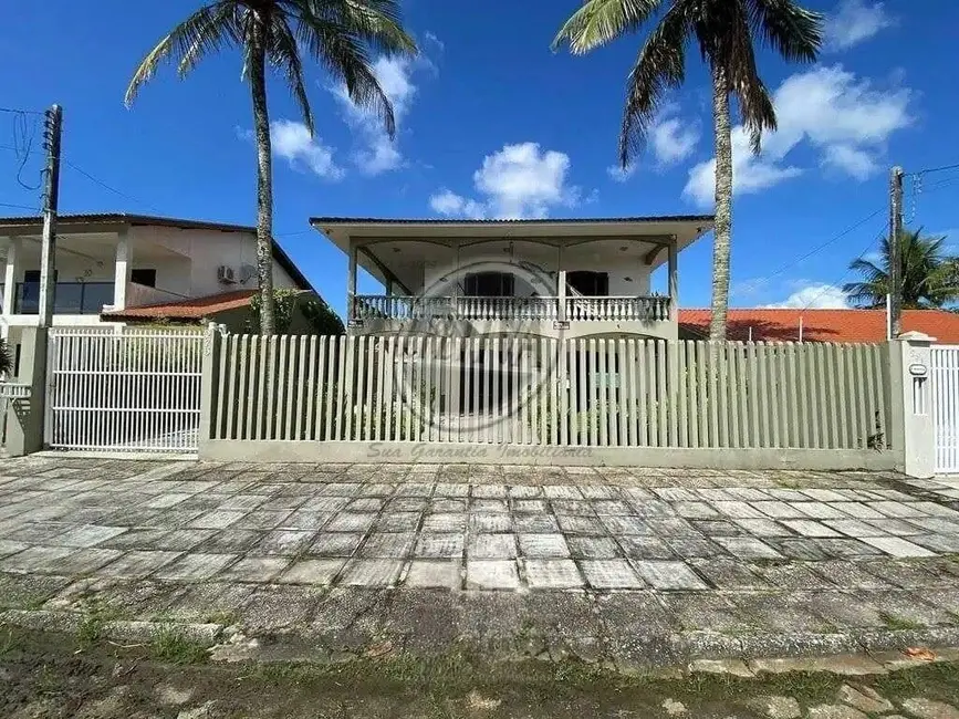 Foto 4 de Casa com 4 quartos à venda, 375m2 em Pontal Do Parana - PR