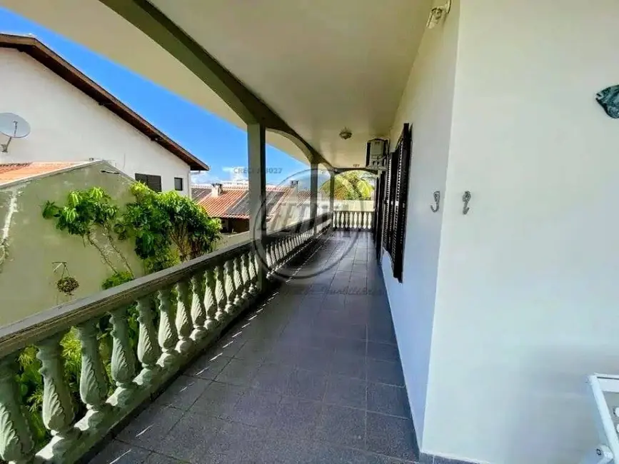 Foto 6 de Casa com 4 quartos à venda, 375m2 em Pontal Do Parana - PR