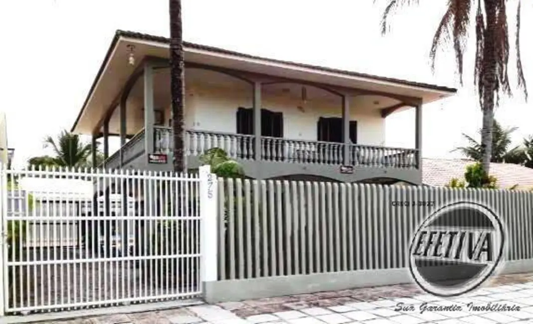 Foto 1 de Casa com 4 quartos à venda, 375m2 em Pontal Do Parana - PR