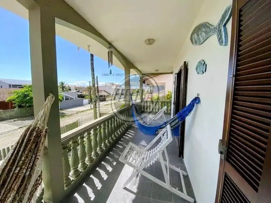 Foto 5 de Casa com 4 quartos à venda, 375m2 em Pontal Do Parana - PR