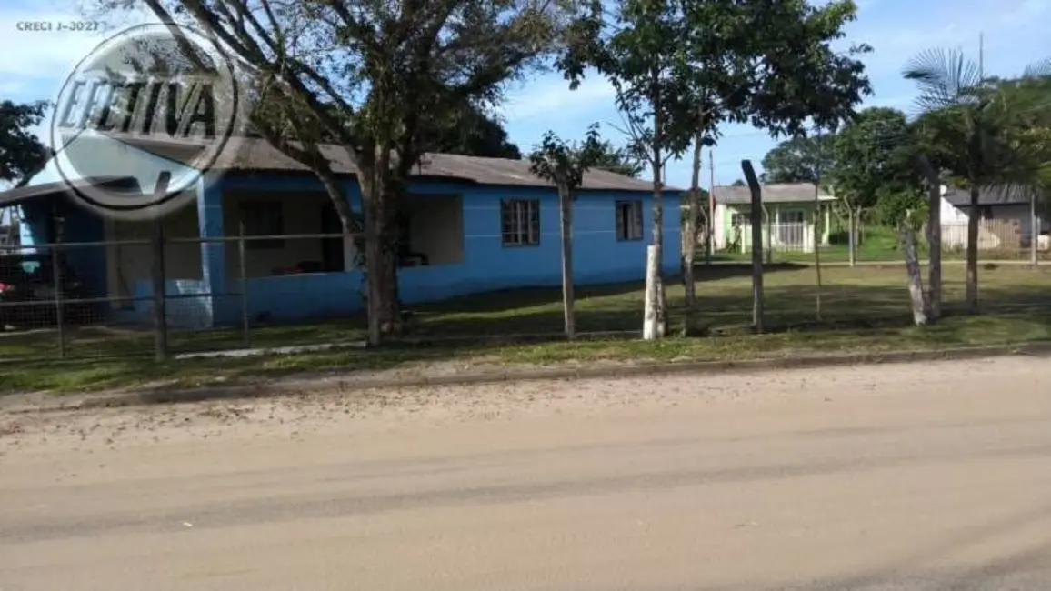 Foto 1 de Casa com 3 quartos à venda, 200m2 em Guaratuba - PR