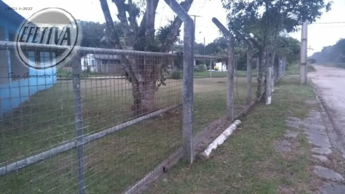 Foto 8 de Casa com 3 quartos à venda, 200m2 em Guaratuba - PR