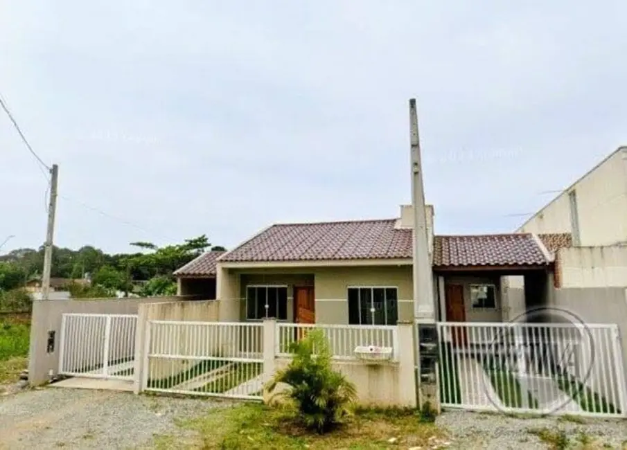 Foto 1 de Casa com 2 quartos à venda, 75m2 em Nereidas, Guaratuba - PR