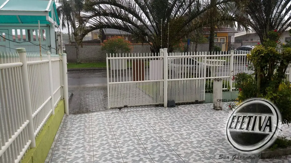 Foto 6 de Casa com 8 quartos à venda, 440m2 em Guaratuba - PR