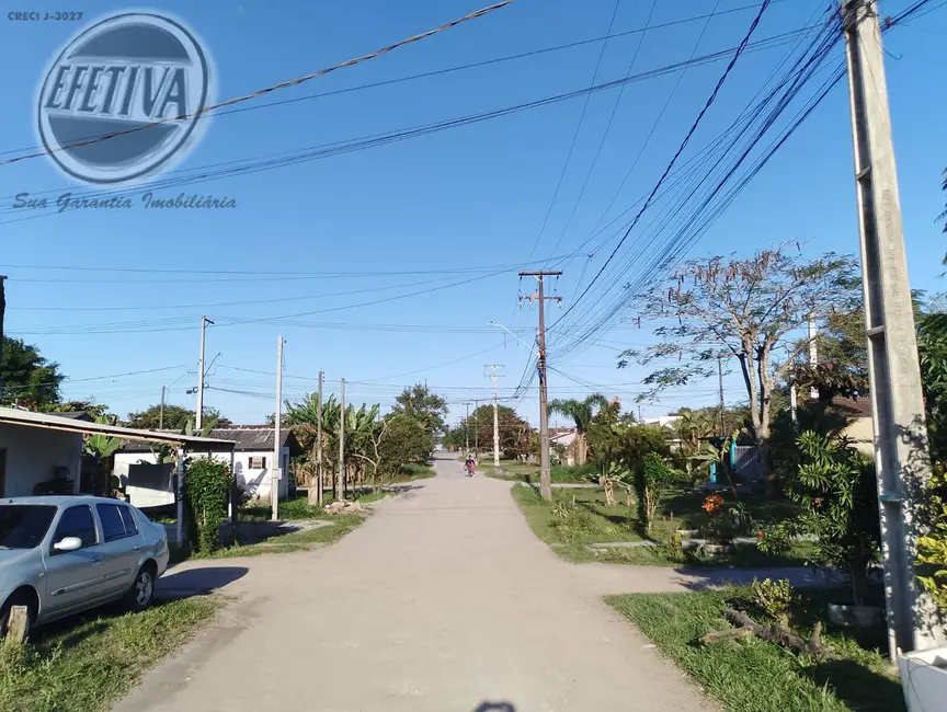 Foto 5 de Casa com 4 quartos à venda, 120m2 em Matinhos - PR