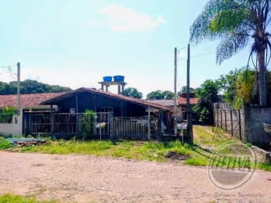 Foto 3 de Casa com 4 quartos à venda, 120m2 em Matinhos - PR