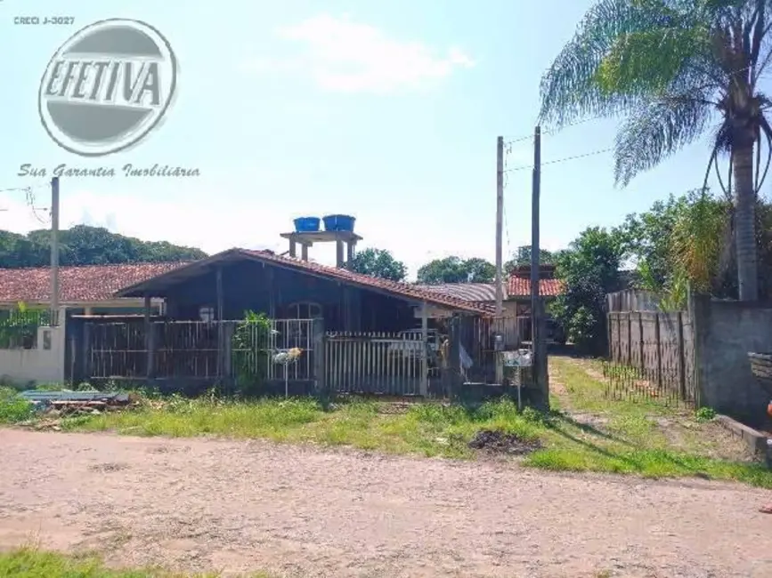 Foto 1 de Casa com 4 quartos à venda, 120m2 em Matinhos - PR