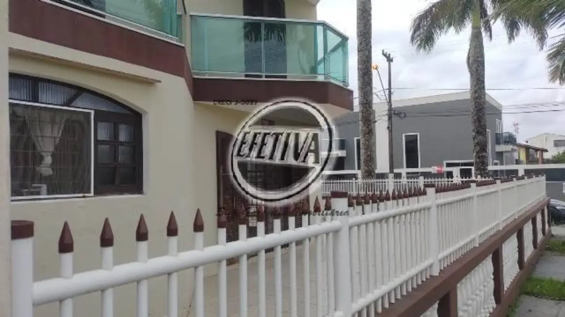 Foto 9 de Casa com 4 quartos à venda, 350m2 em Matinhos - PR