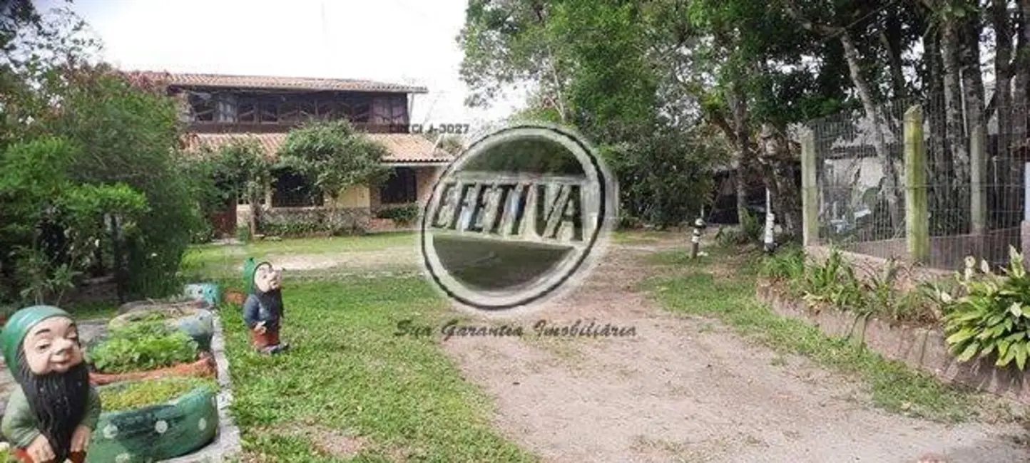 Foto 2 de Casa com 5 quartos à venda, 200m2 em Matinhos - PR