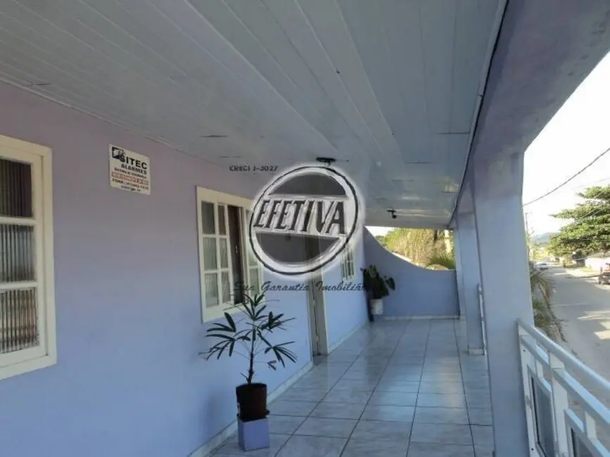 Foto 8 de Casa com 3 quartos à venda, 370m2 em Guaratuba - PR