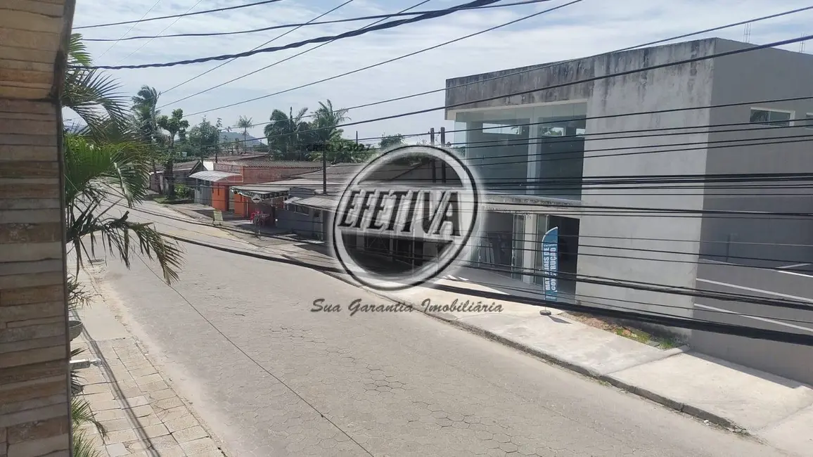 Foto 5 de Casa com 3 quartos à venda, 370m2 em Guaratuba - PR