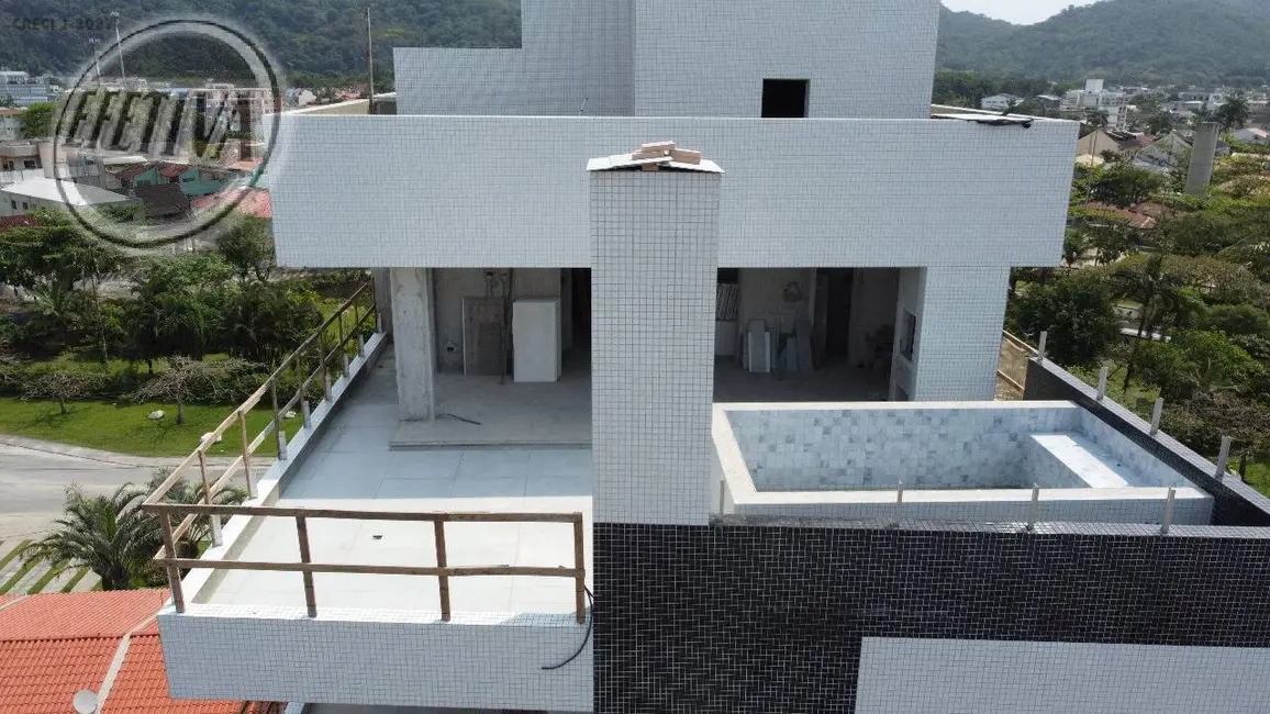 Foto 2 de Apartamento com 3 quartos à venda, 117m2 em Matinhos - PR