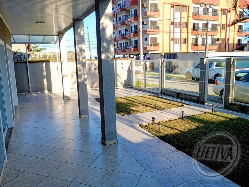 Foto 3 de Casa com 4 quartos à venda, 273m2 em Matinhos - PR