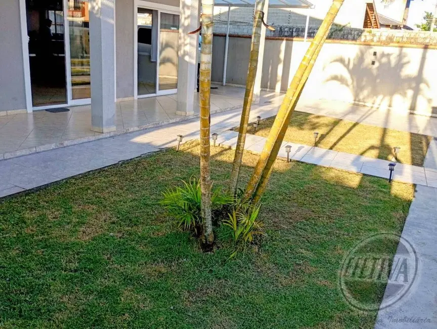 Foto 2 de Casa com 4 quartos à venda, 273m2 em Matinhos - PR