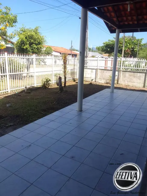 Casa com 3 quartos à venda, 120m2 em Matinhos - PR - imagem 7 Foto 7 de Casa com 3 quartos à venda, 120m2 em Matinhos - PR