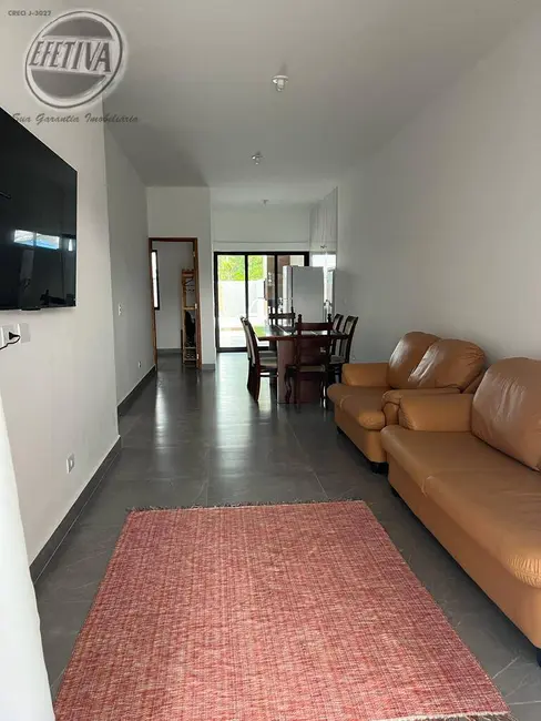 Casa com 3 quartos à venda, 114m2 em Guaratuba - PR - imagem 6 Foto 6 de Casa com 3 quartos à venda, 114m2 em Guaratuba - PR