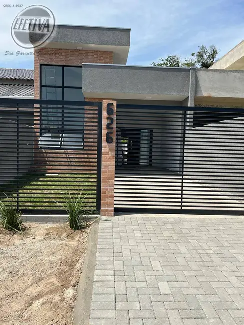 Casa com 3 quartos à venda, 114m2 em Guaratuba - PR - imagem 3 Foto 3 de Casa com 3 quartos à venda, 114m2 em Guaratuba - PR