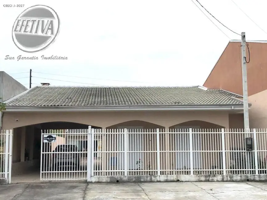 Foto 1 de Casa com 4 quartos à venda, 212m2 em Guaratuba - PR