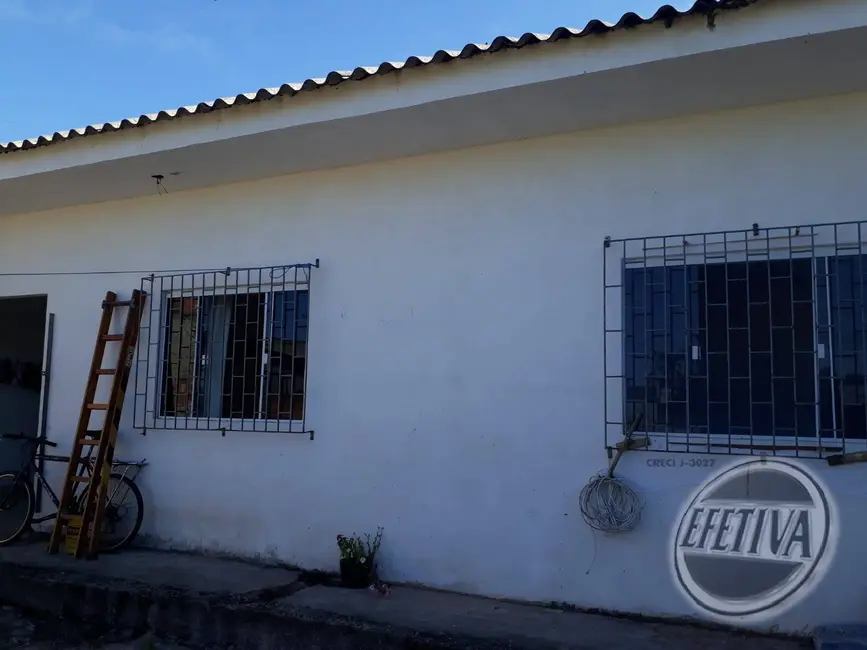 Foto 2 de Casa com 2 quartos à venda, 70m2 em Guaratuba - PR
