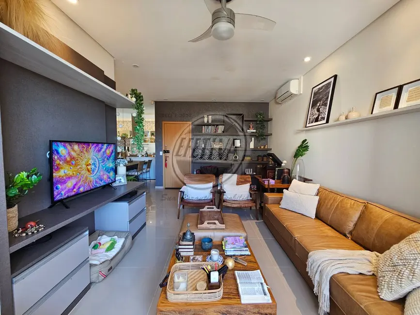 Apartamento com 3 quartos à venda, 197m2 em Matinhos - PR - imagem 2 Foto 2 de Apartamento com 3 quartos à venda, 197m2 em Matinhos - PR