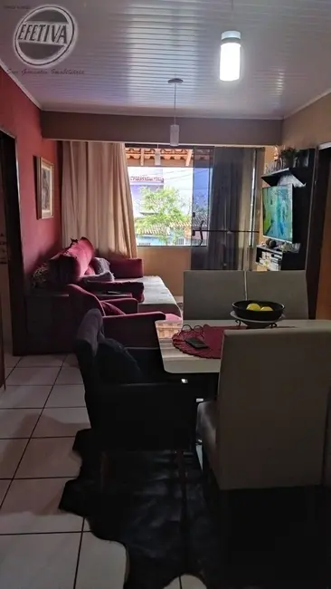 Foto 7 de Casa com 5 quartos à venda, 200m2 em Guaratuba - PR