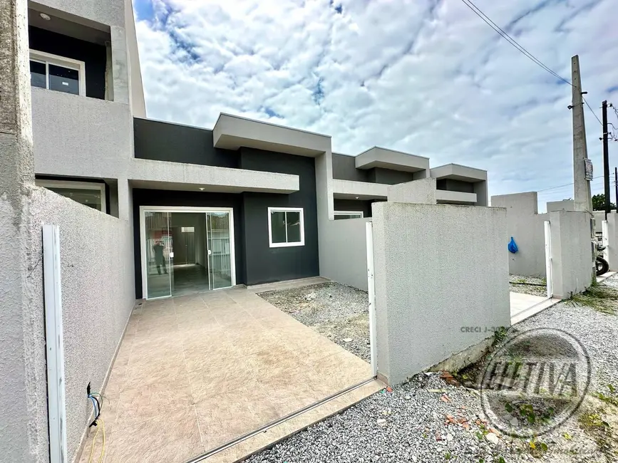Foto 1 de Casa com 2 quartos à venda, 40m2 em Matinhos - PR