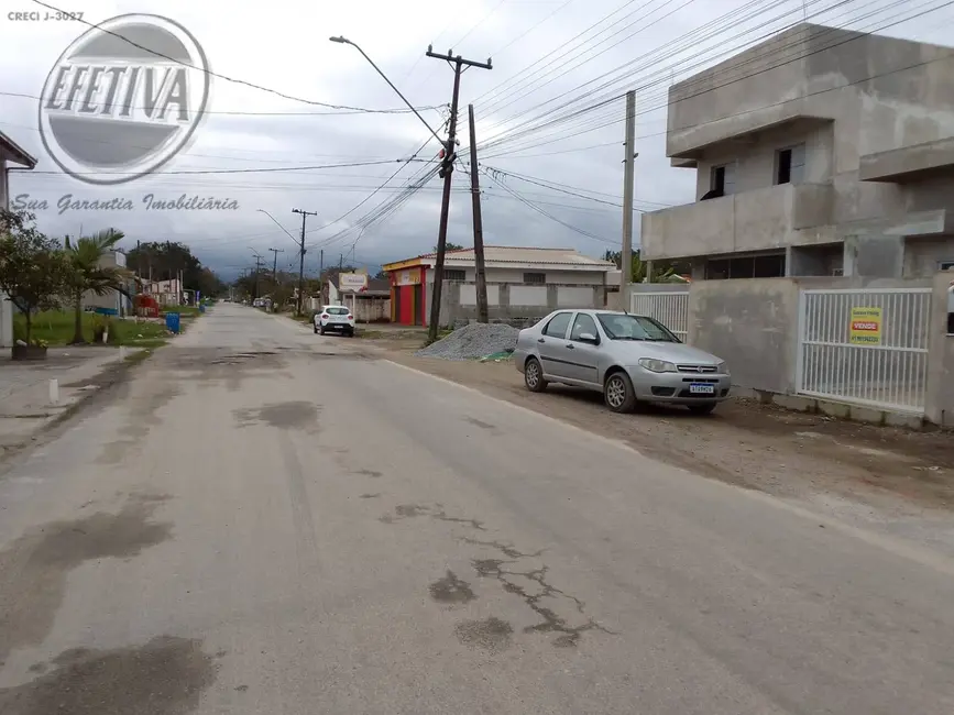 Foto 2 de Casa com 2 quartos à venda, 40m2 em Matinhos - PR