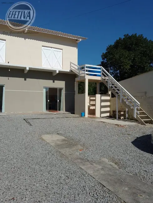 Foto 2 de Casa com 3 quartos à venda, 220m2 em Matinhos - PR