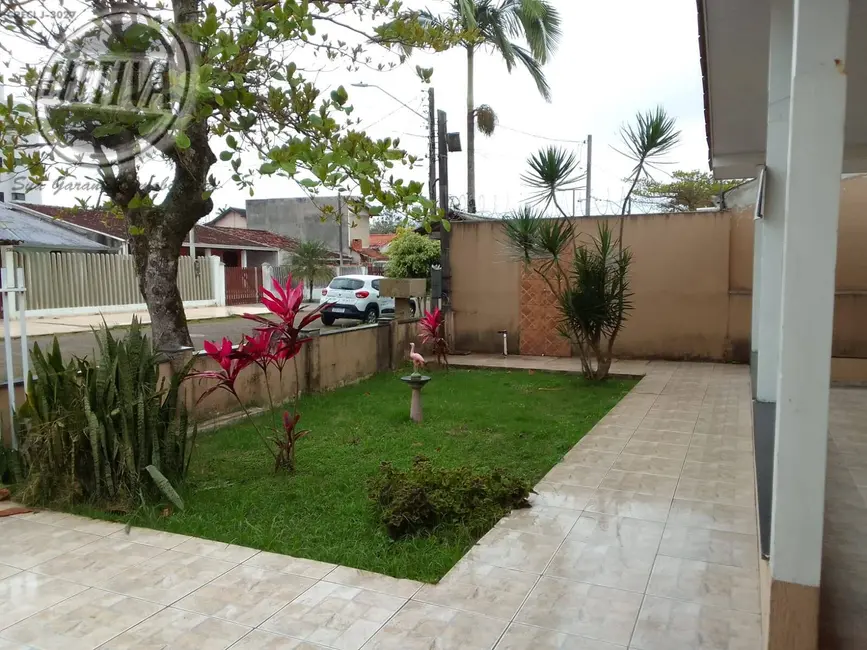 Foto 9 de Casa com 3 quartos à venda, 220m2 em Matinhos - PR