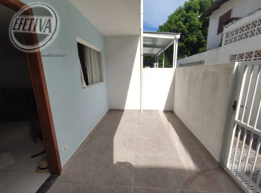 Foto 9 de Casa com 2 quartos à venda, 87m2 em Matinhos - PR