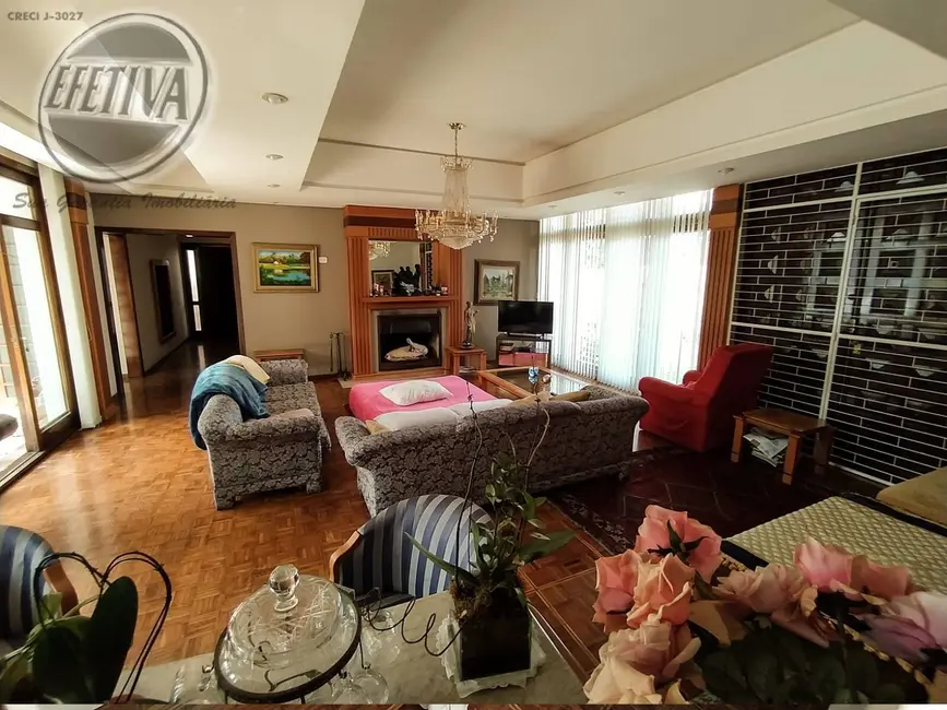 Foto 2 de Casa com 3 quartos à venda, 1374m2 em Parolin, Curitiba - PR