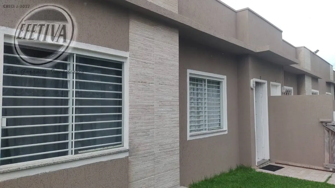Foto 1 de Casa com 2 quartos à venda, 59m2 em Guaratuba - PR