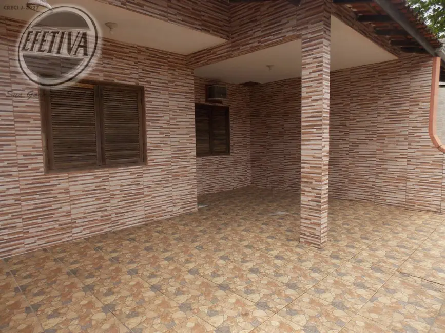 Foto 2 de Casa com 3 quartos à venda, 87m2 em Matinhos - PR