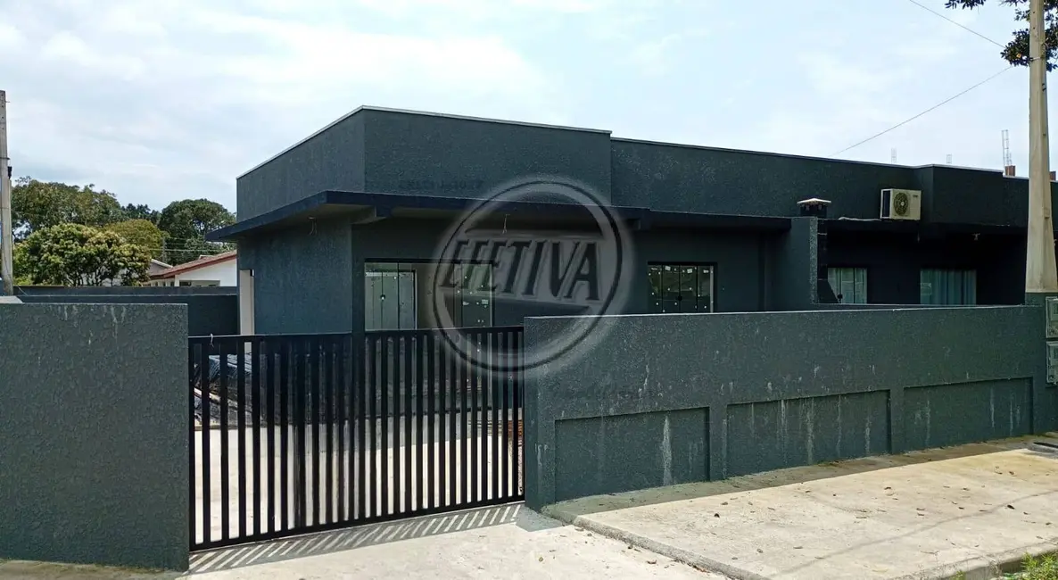 Foto 1 de Casa com 2 quartos à venda, 42m2 em Matinhos - PR