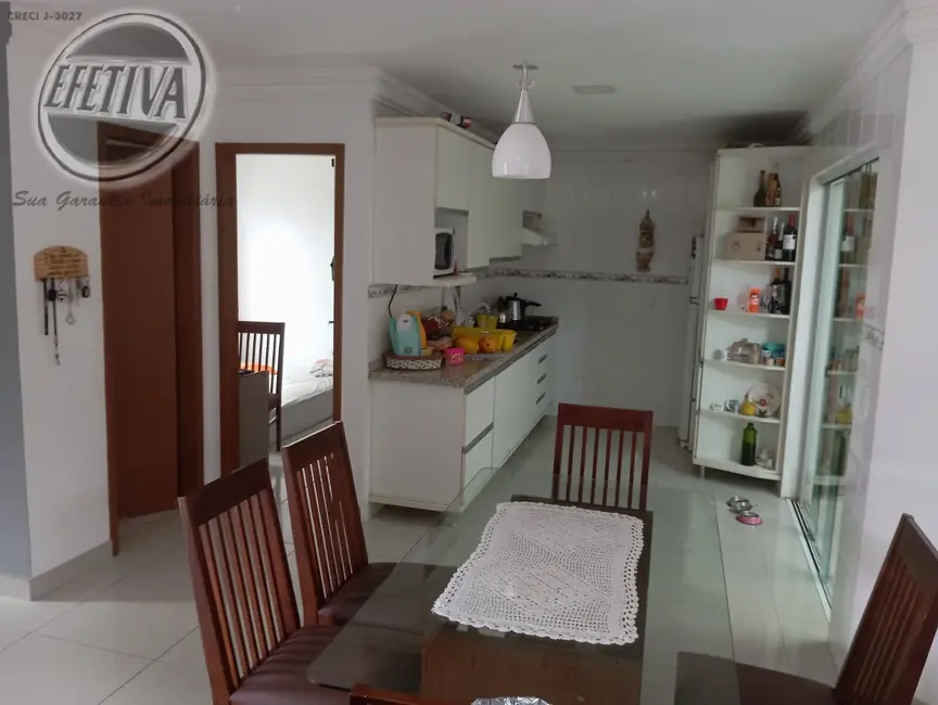 Foto 8 de Casa com 4 quartos à venda, 140m2 em Guaratuba - PR