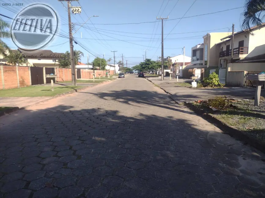 Foto 7 de Casa com 3 quartos à venda, 334m2 em Guaratuba - PR