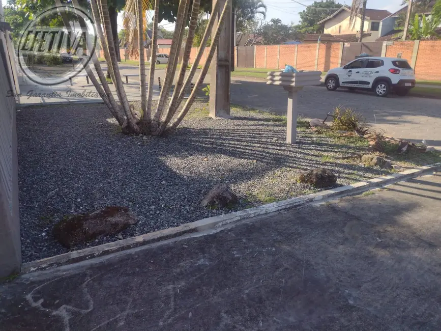 Foto 6 de Casa com 3 quartos à venda, 334m2 em Guaratuba - PR