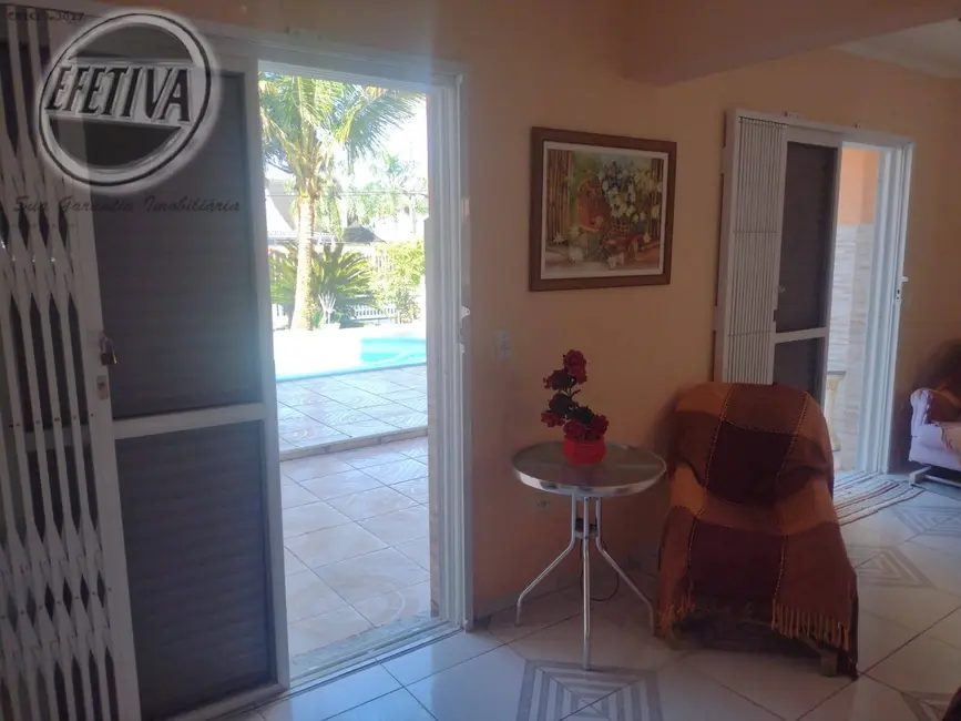 Foto 9 de Casa com 3 quartos à venda, 334m2 em Guaratuba - PR