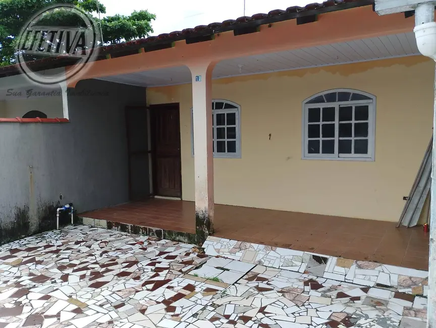 Foto 2 de Casa com 2 quartos à venda, 53m2 em Matinhos - PR