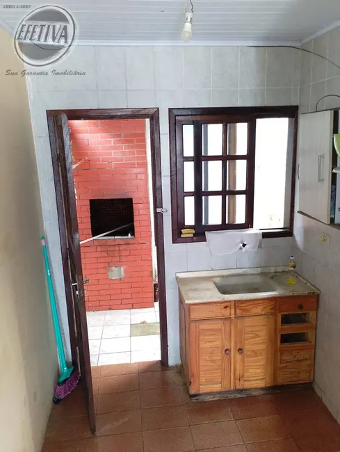 Foto 4 de Casa com 2 quartos à venda, 53m2 em Matinhos - PR