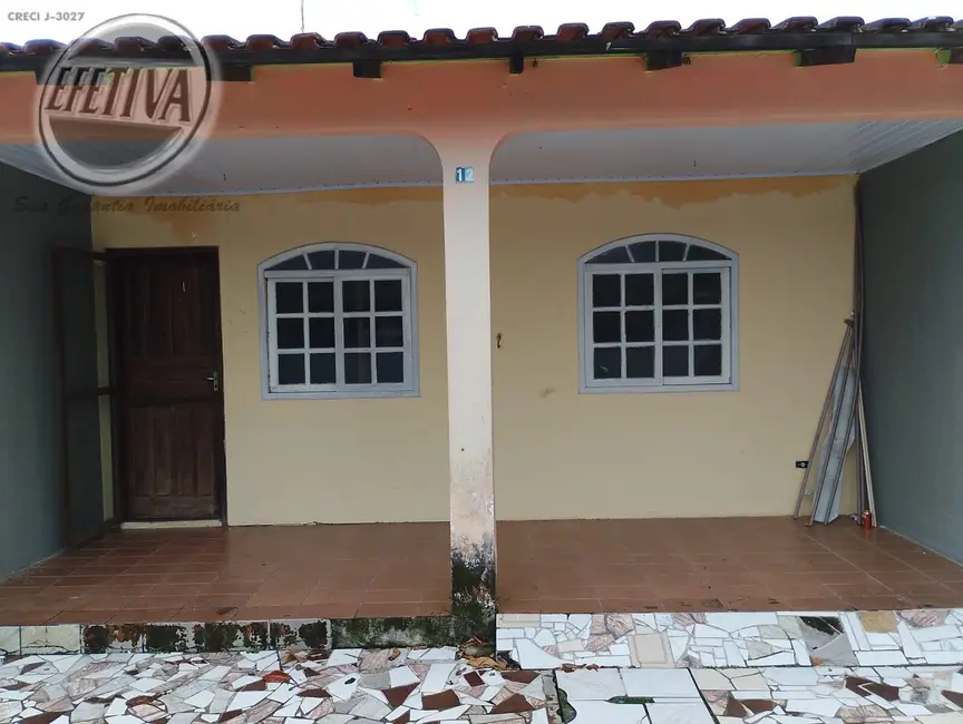 Foto 1 de Casa com 2 quartos à venda, 53m2 em Matinhos - PR