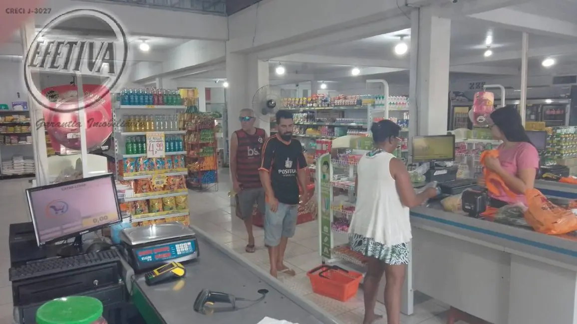 Foto 4 de Sala Comercial à venda, 500m2 em Guaratuba - PR