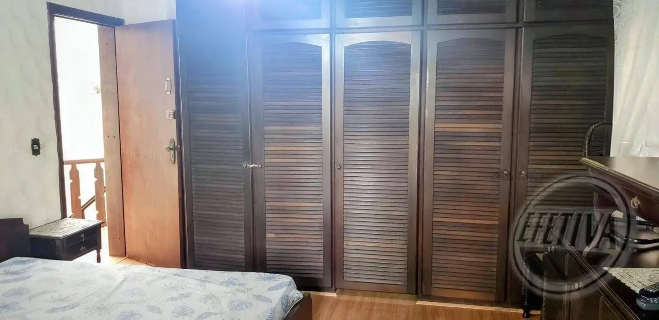 Foto 9 de Casa com 5 quartos à venda, 420m2 em Centro, Guaratuba - PR