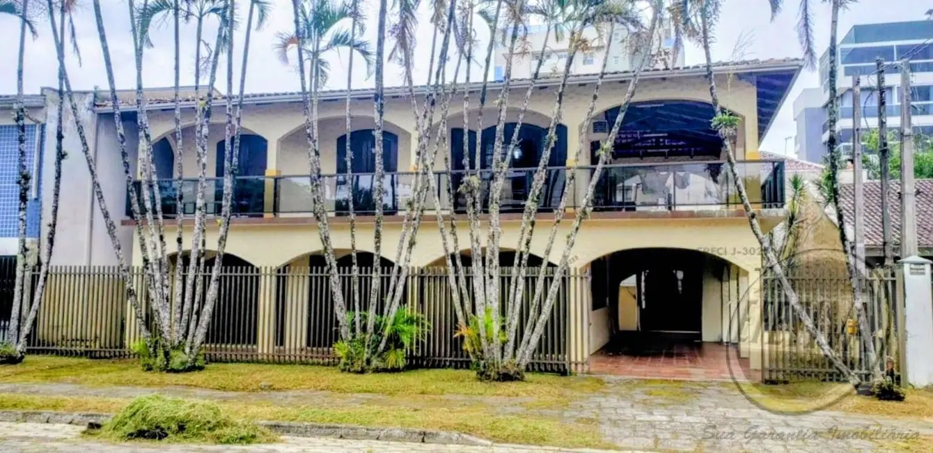 Foto 1 de Casa com 5 quartos à venda, 420m2 em Centro, Guaratuba - PR