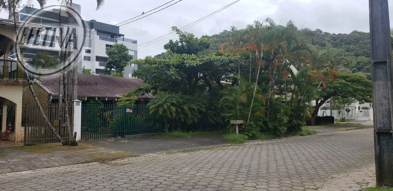 Foto 4 de Casa com 5 quartos à venda, 420m2 em Centro, Guaratuba - PR