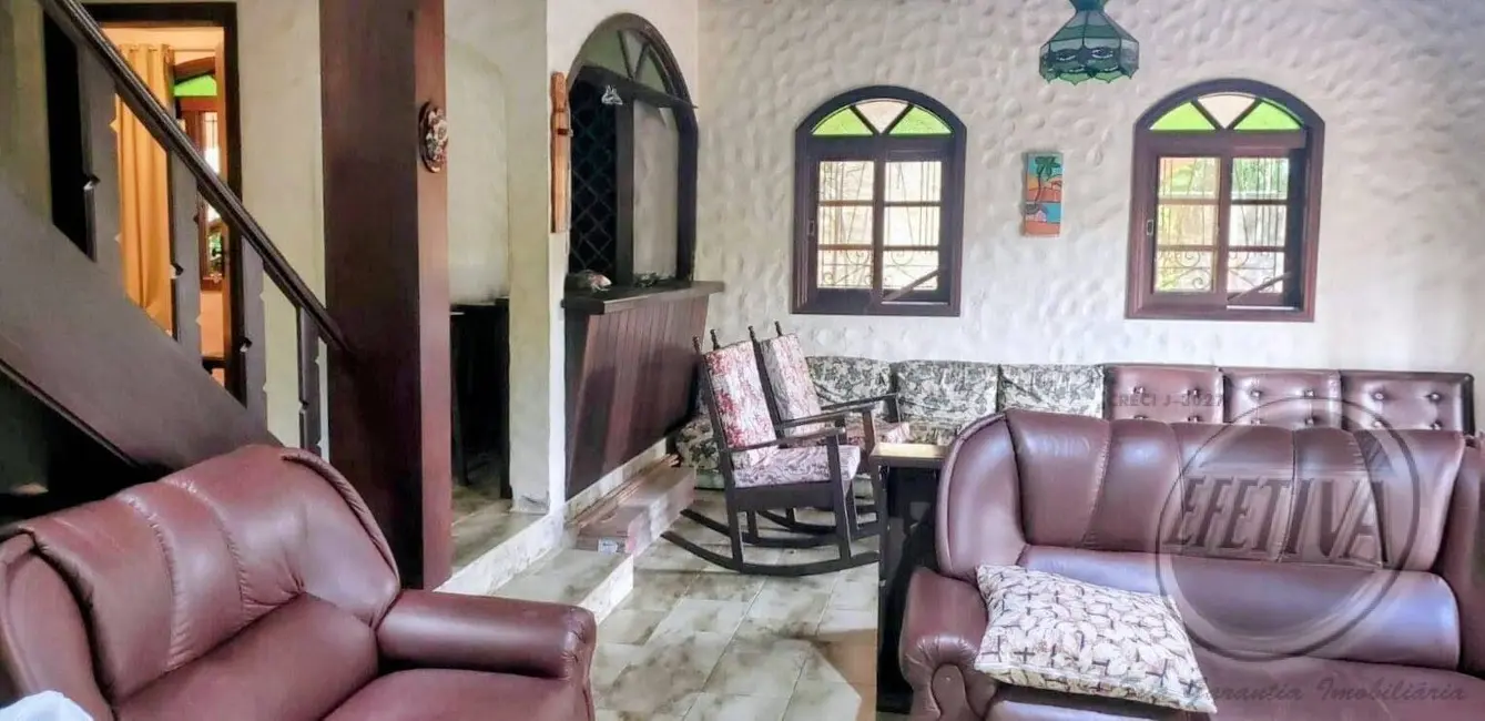 Foto 3 de Casa com 5 quartos à venda, 420m2 em Centro, Guaratuba - PR