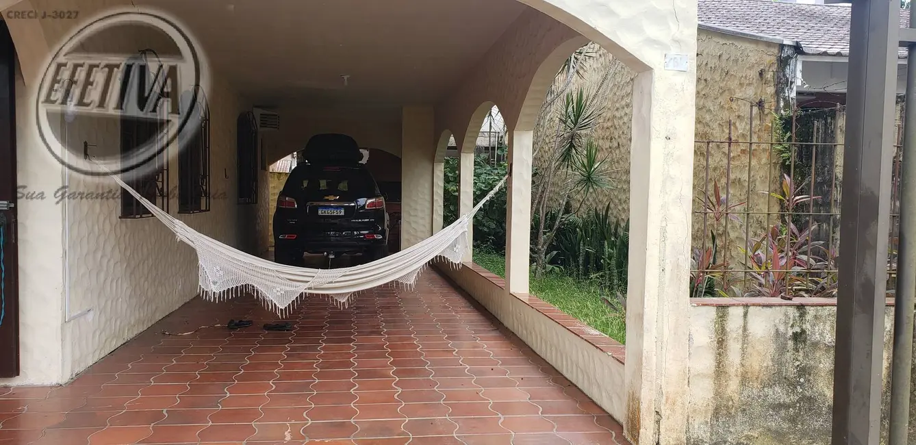 Foto 5 de Casa com 5 quartos à venda, 420m2 em Centro, Guaratuba - PR