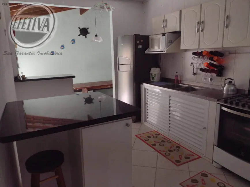 Foto 9 de Casa com 4 quartos à venda, 160m2 em Centro, Guaratuba - PR