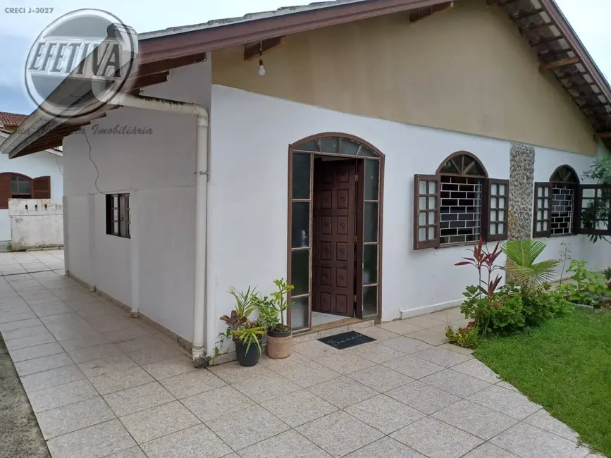 Foto 2 de Casa com 4 quartos à venda, 147m2 em Guaratuba - PR