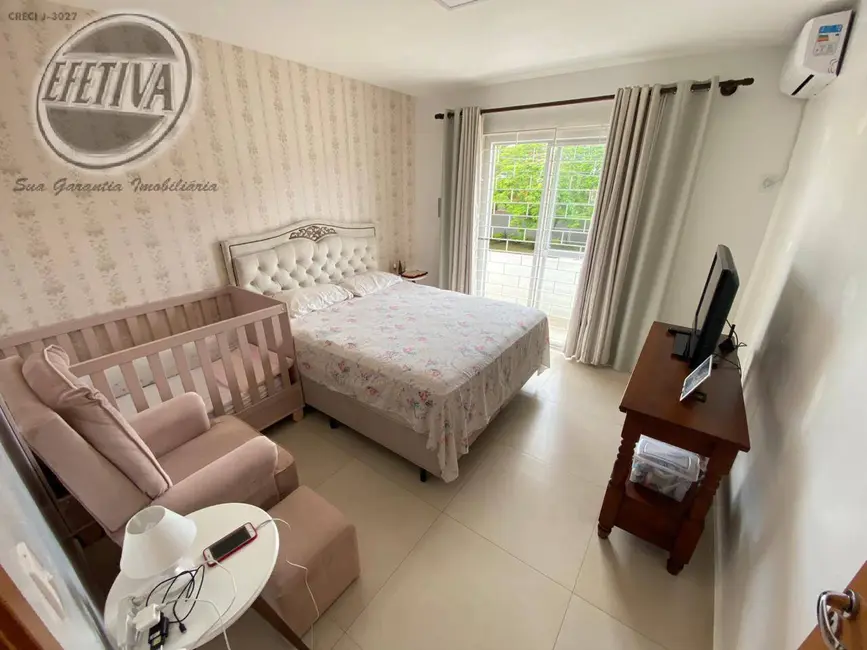 Casa com 3 quartos à venda, 90m2 em Guaratuba - PR - imagem 8 Foto 8 de Casa com 3 quartos à venda, 90m2 em Guaratuba - PR